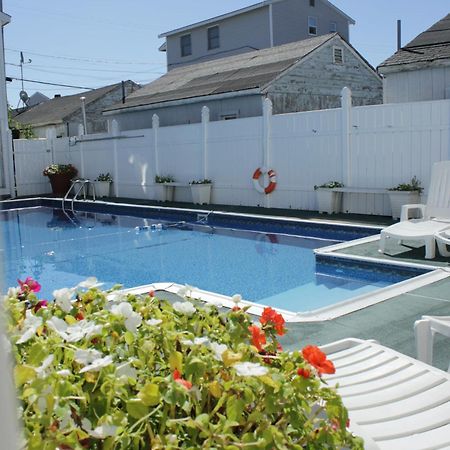 Flagship Motorcourt Motel Hampton Exterior photo